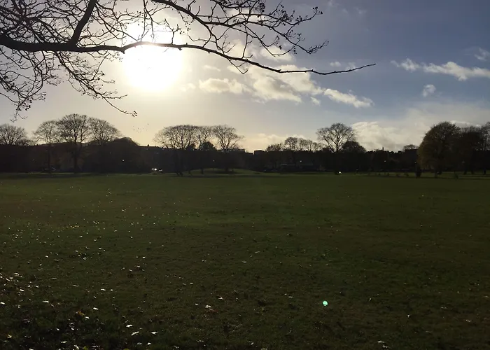 Adelphi Guest house 3*