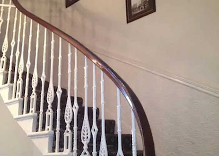 Adelphi Guest house Edinburgh