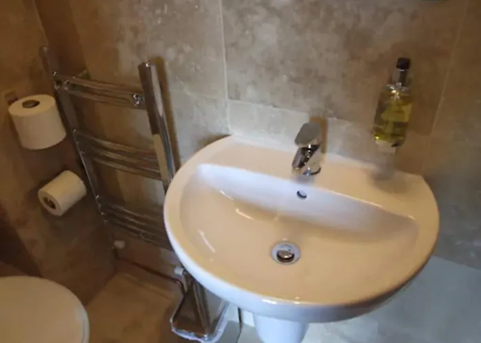 Cambridge House
