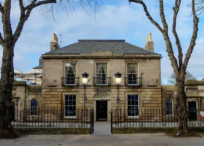The Raeburn Hotel