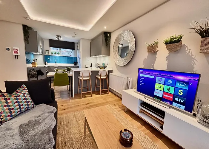 Apartment Heavenly Pad Retreat 300m To With Fast Links To Centre *