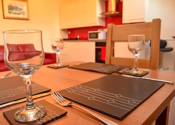 Edinburgh City Suites