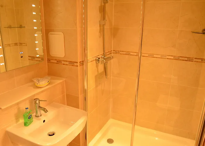 Апарт-отель Edinburgh City Suites