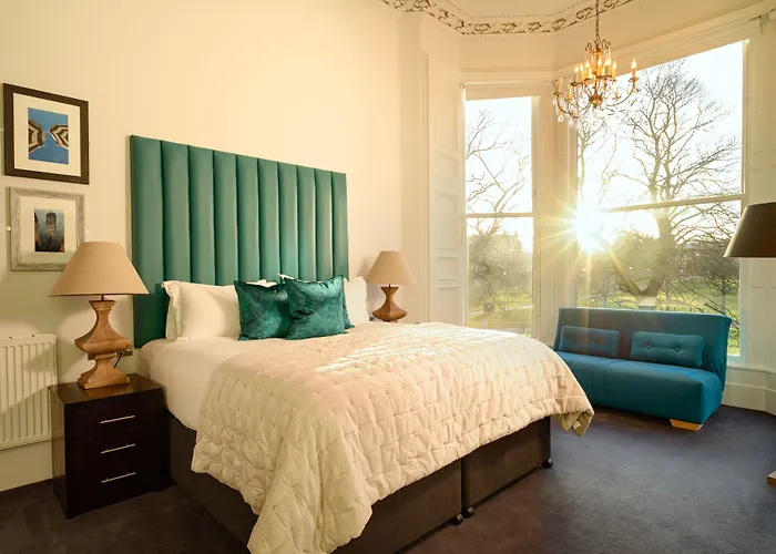 Otel Black Ivy 4*