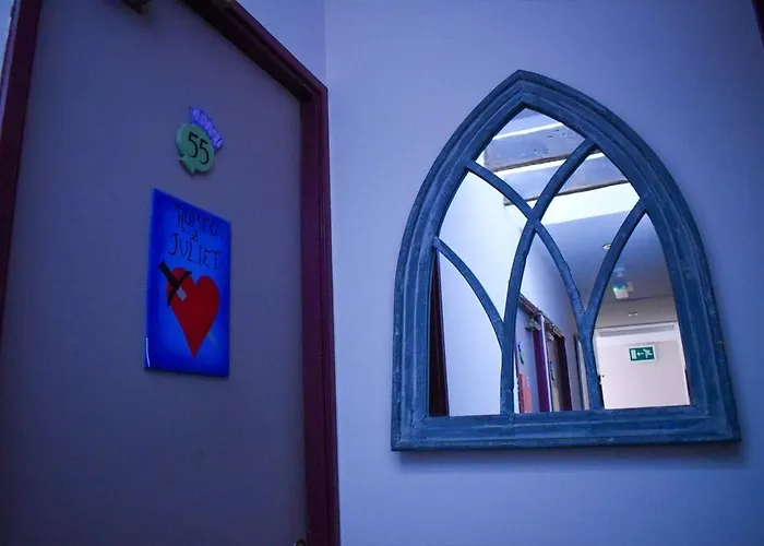 Castle Rock - Adults Only * Эдинбург