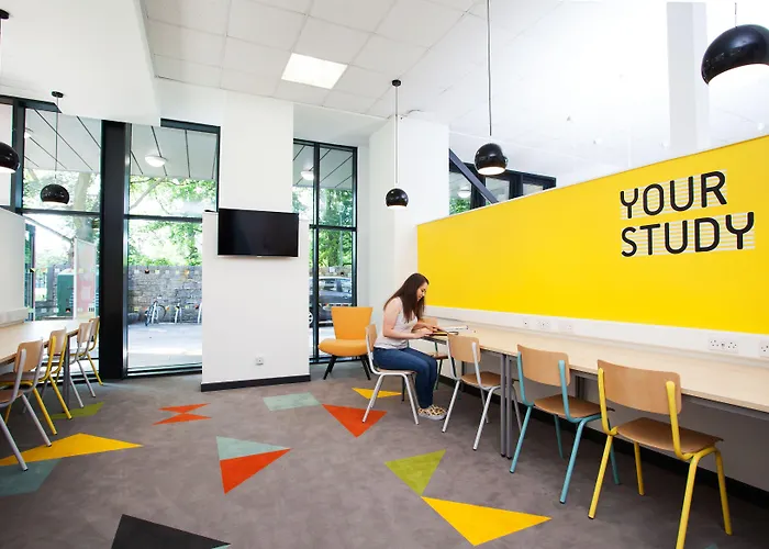 Apart Otel Unite Students - Chalmers Street - The Meadows 3*