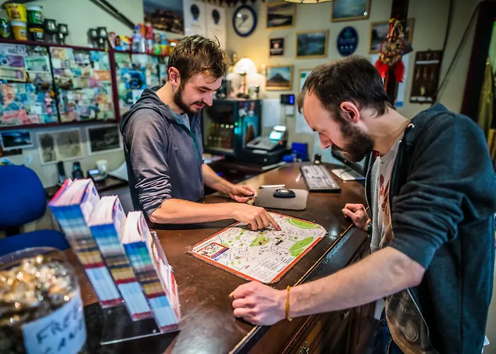 High Street - Over 18s Only, Backpackers Atmosphere (adults Only)