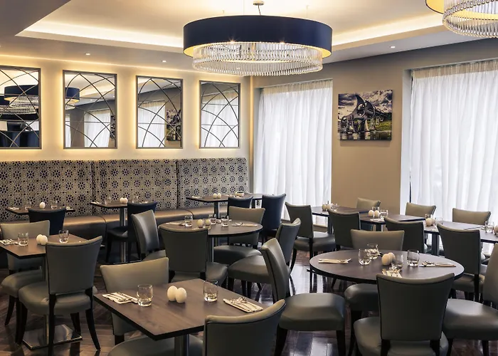 Mercure Haymarket Hotel 4*