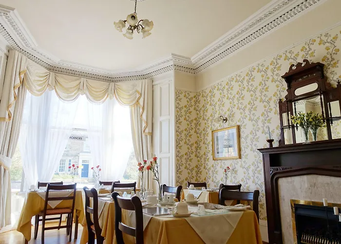 Гостевой дом Gladstone House