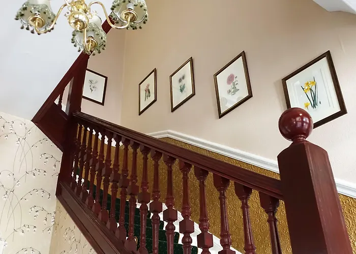 Gladstone House Гостевой дом 4*