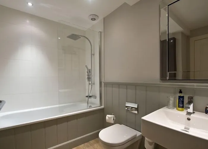 Destiny Scotland - Q-residence