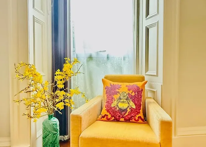 Scot Townhouse 4*