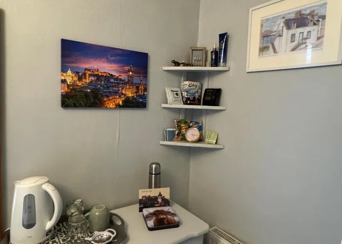 From 3* Edinburg