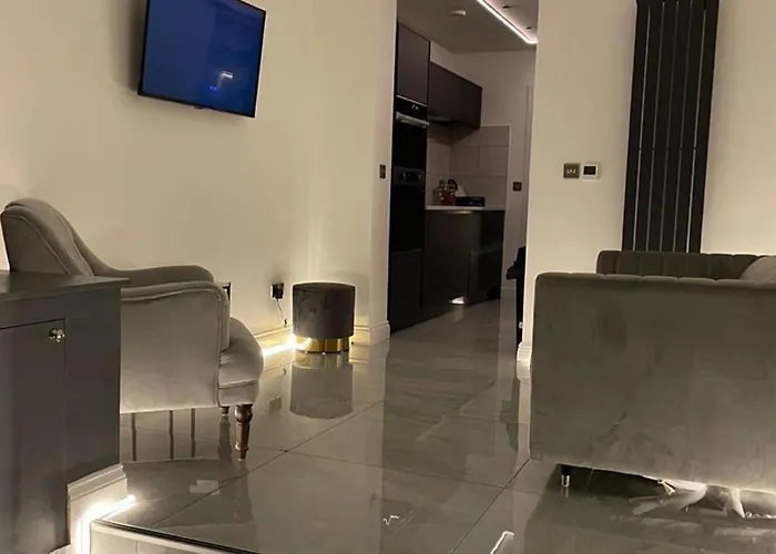 2bedroom With Steam אדינבורו