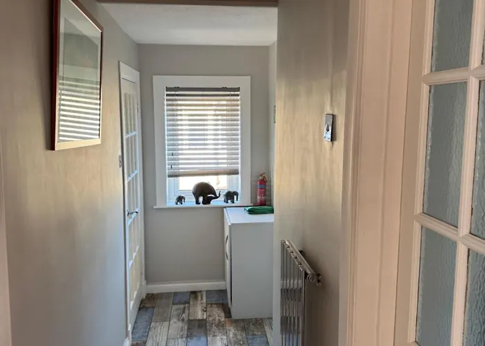 Break * אדינבורו