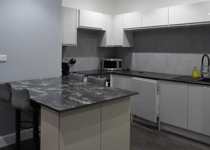 2bed Sleeps 4-near Meadows Park Parking Wifi אדינבורו