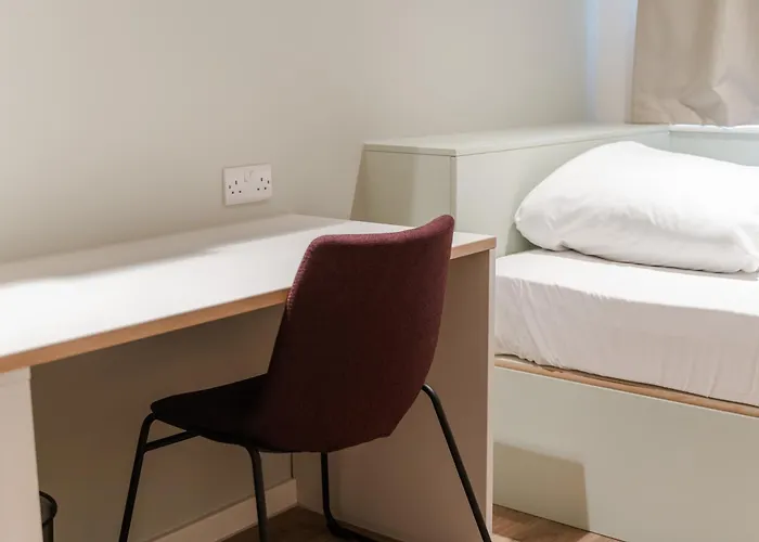 Destiny Student - Burnet Point Apartment *