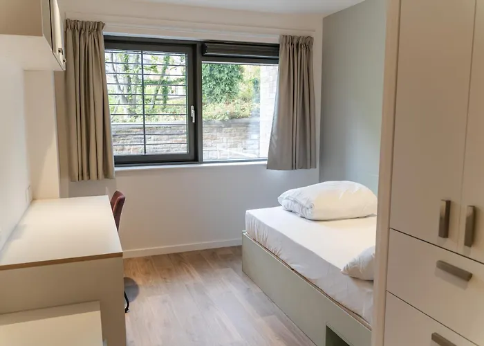 Destiny Student - Burnet Point Apartment *