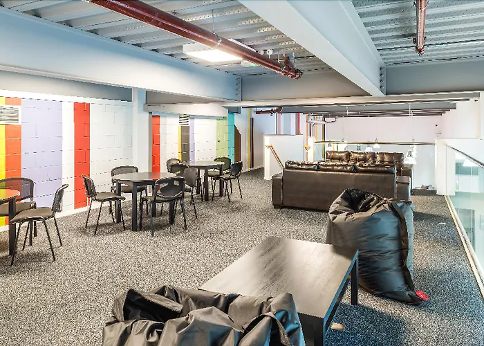 Destiny Student - Shrubhill * Edimburgo