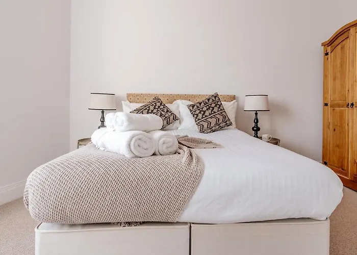 Stylish Portobello Flat Near With Free Parking And Fast Wifi Edimburgo