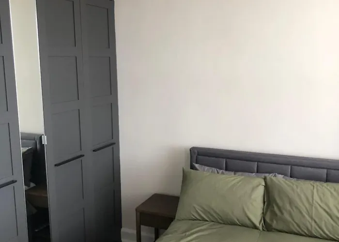 Charming West End Flat