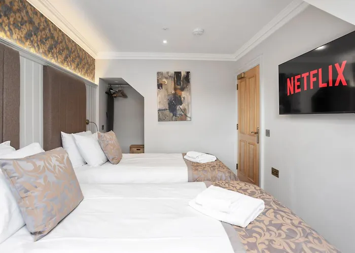 Prime Luxury 3 Bed * Edinburgh