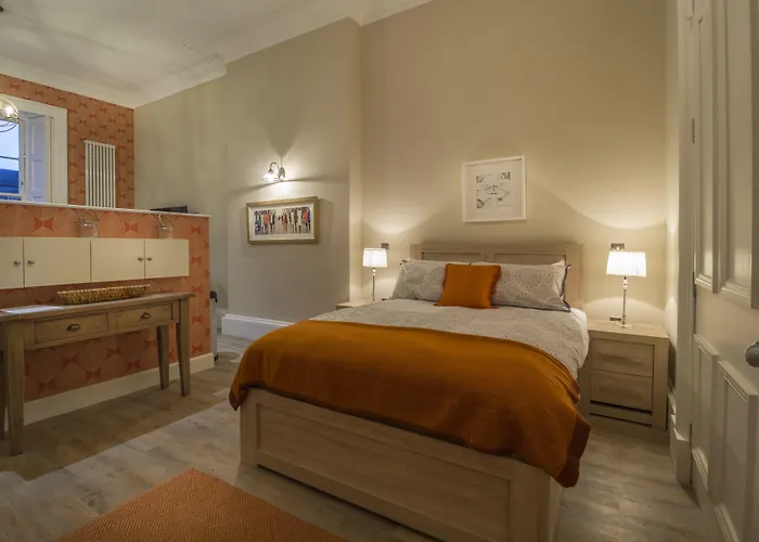 Haymarket Aparthotel 4*