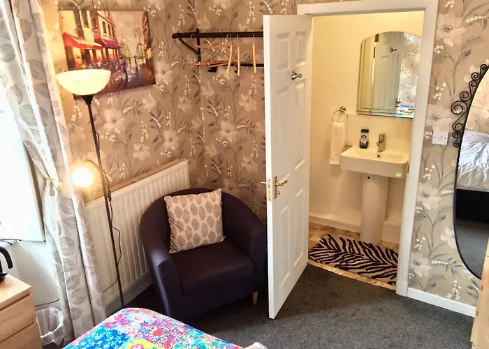 16 Pilrig Edinburgh