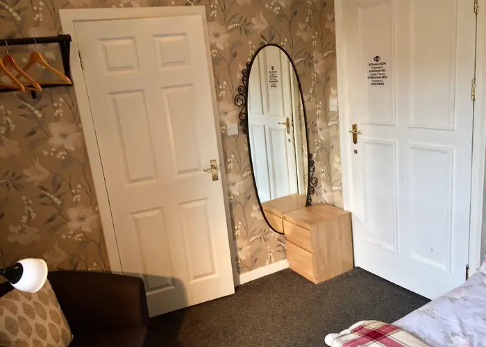 16 Pilrig