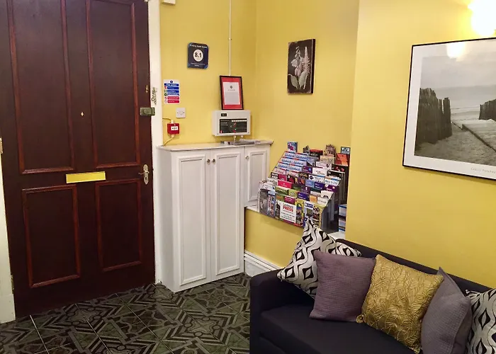 16 Pilrig Bed & Breakfast