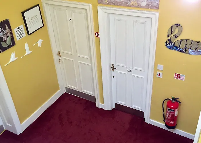 16 Pilrig Edinburgh