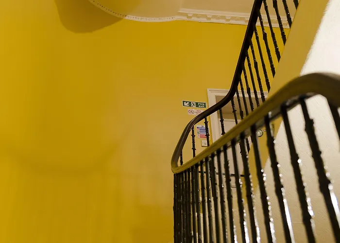 16 Pilrig Bed & Breakfast Edinburgh