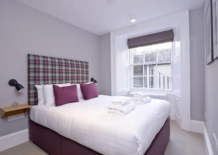 Destiny Scotland - Distillers House Apartment *