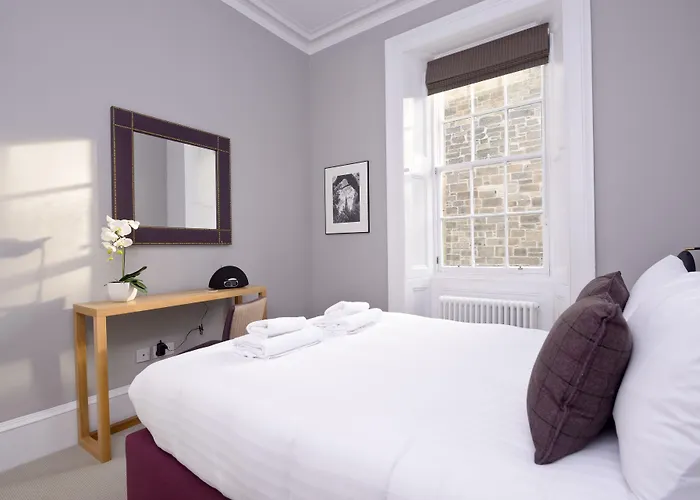 Destiny Scotland - Distillers House Apartment *