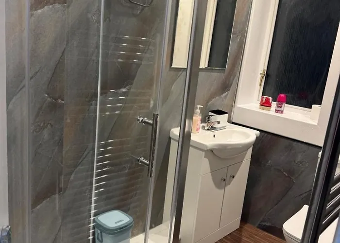 Apartament 4br Near Airport & Centre Free Parking Edynburg