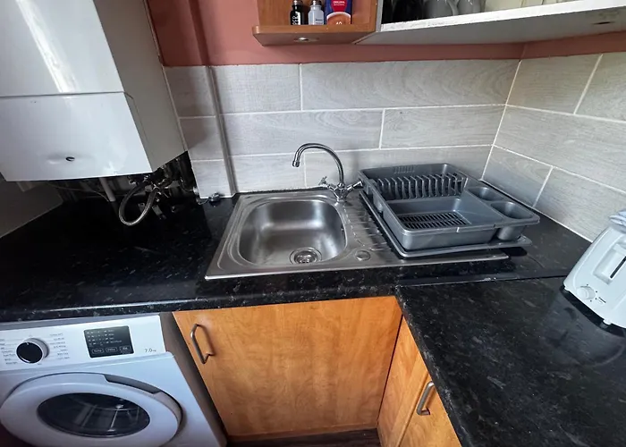 4br Near Airport & Centre Free Parking * Edynburg