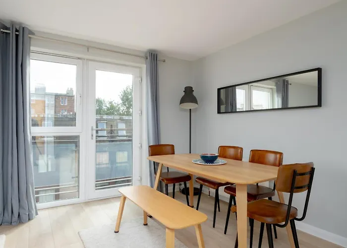 Pass The Keys Spacious Bright Modern Flat *