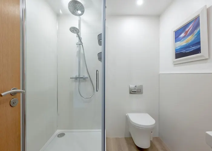 Pass The Keys Spacious Bright Modern Flat Daire *