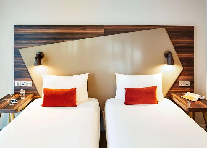 Aparthotel Adagio Royal Mile 4*