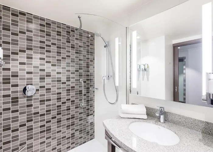 Hampton By Hilton West End Edinburgh