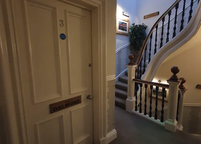 18 Craigmillar Park 4*