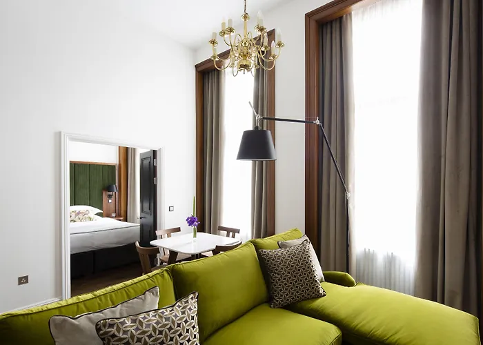 The Grand, A Luxury Collection Hotel, 公寓式酒店 5*