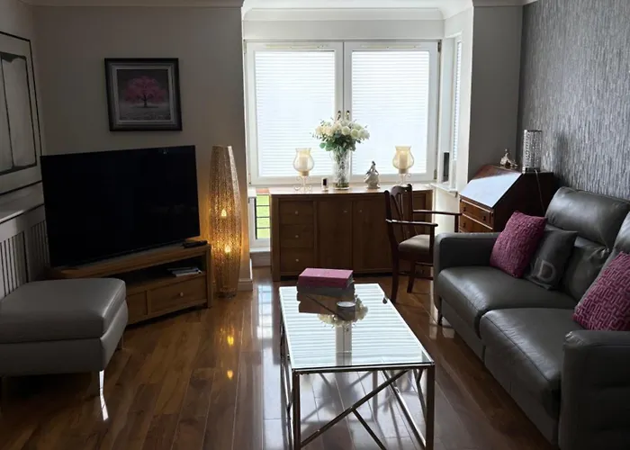 Apartment Beautiful House South *