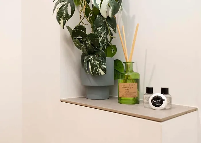 1 Bed In Heart Of Old Town With Castle Views إدنبرة