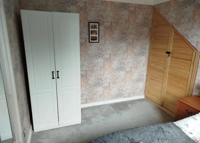 Lovely Place At Stenhouse Edinburgh