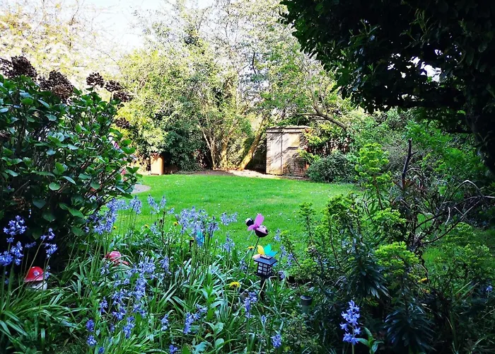 Beautiful Travelers - Salmond Place Daire *