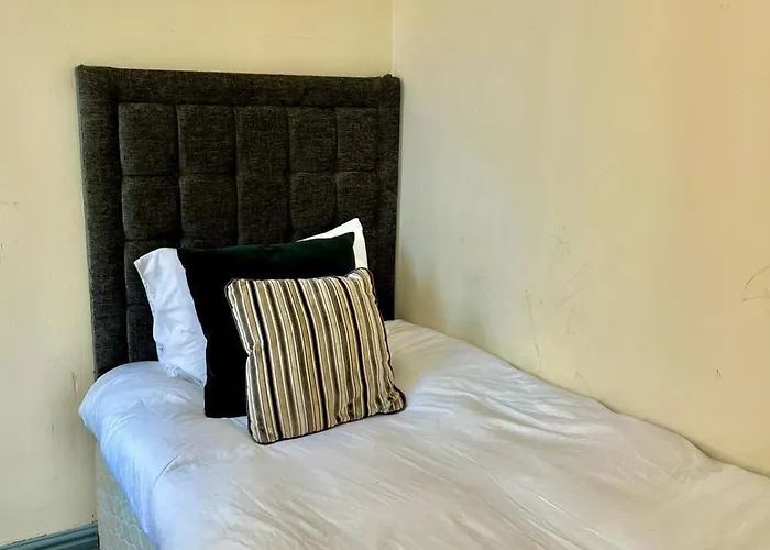 Apartament Charming 4 Bdrm Beside The Royal Mile Edynburg