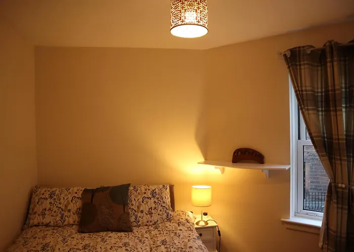 Three Bedrooms Flat In Old Town , Grassmarket Heart Of Flat Sleeps 6 , Eh1 58 Grassmarket,