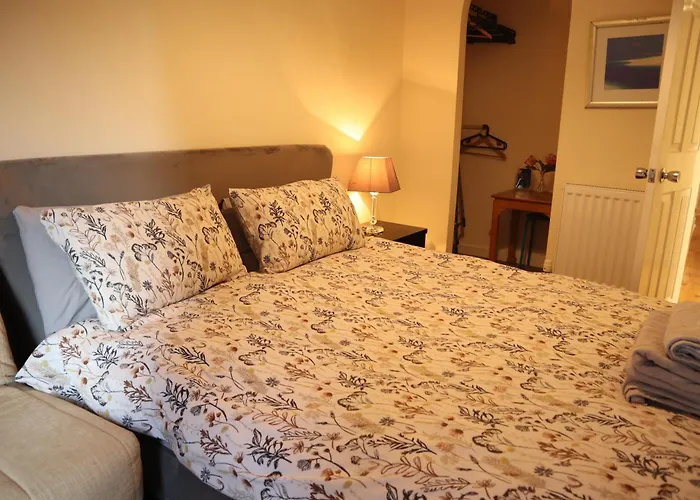 Apartment Three Bedrooms Flat In Old Town , Grassmarket Heart Of Flat Sleeps 6 , Eh1 58 Grassmarket, Edinburgh