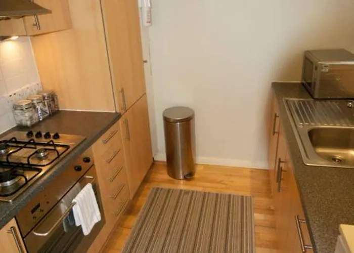 Bright And Stylish - Old Town